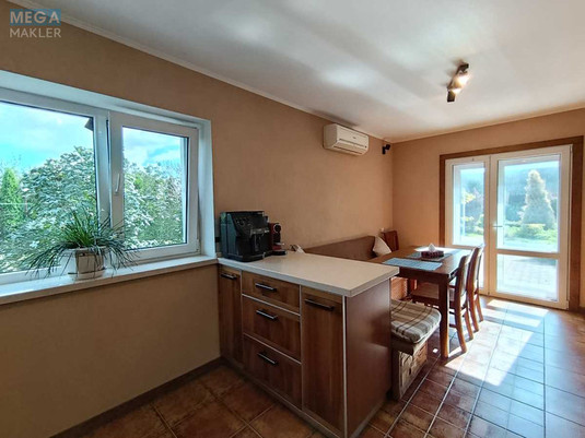 Продаж дома, 2&nbsp;поверху, 168&nbsp;кв.м, 6&nbsp;кімнат, ділянка 8&nbsp;соток, <a class="location-link" href="/kiev/" title="Недвижимость Київ">Київ</a>, <a class="location-link" href="/kiev/darnickij/" title="Недвижимость Дарницький район">Дарницький р-н</a>, Медоносна вул., 33 (изображение 13)