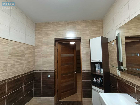 Продаж дома, 2&nbsp;поверху, 168&nbsp;кв.м, 6&nbsp;кімнат, ділянка 8&nbsp;соток, <a class="location-link" href="/kiev/" title="Недвижимость Київ">Київ</a>, <a class="location-link" href="/kiev/darnickij/" title="Недвижимость Дарницький район">Дарницький р-н</a>, Медоносна вул., 33 (изображение 21)