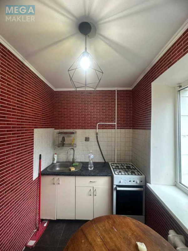 Продаж 1 кімнатної квартири (33/24/7), 2 пов. 9 пов. будинку, <a class="location-link" href="/kiev/" title="Недвижимость Київ">Київ</a>, <a class="location-link" href="/kiev/shevchenkovskij/" title="Недвижимость Шевченківський район">Шевченківський р-н</a>, Степана Руданського вул., 1а (изображение 3)