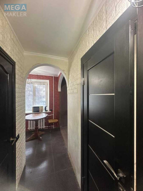 Продаж 1 кімнатної квартири (33/24/7), 2 пов. 9 пов. будинку, <a class="location-link" href="/kiev/" title="Недвижимость Київ">Київ</a>, <a class="location-link" href="/kiev/shevchenkovskij/" title="Недвижимость Шевченківський район">Шевченківський р-н</a>, Степана Руданського вул., 1а (изображение 4)