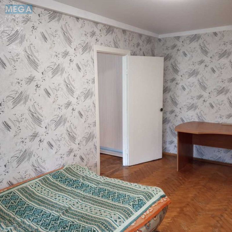 Продаж 2 кімнатної квартири (44/27/7), 2 пов. 9 пов. будинку, <a class="location-link" href="/kiev/" title="Недвижимость Київ">Київ</a>, <a class="location-link" href="/kiev/svyatoshinskij/" title="Недвижимость Святошинський район">Святошинський р-н</a>, Сімї Сосніних вул., 2а (изображение 7)