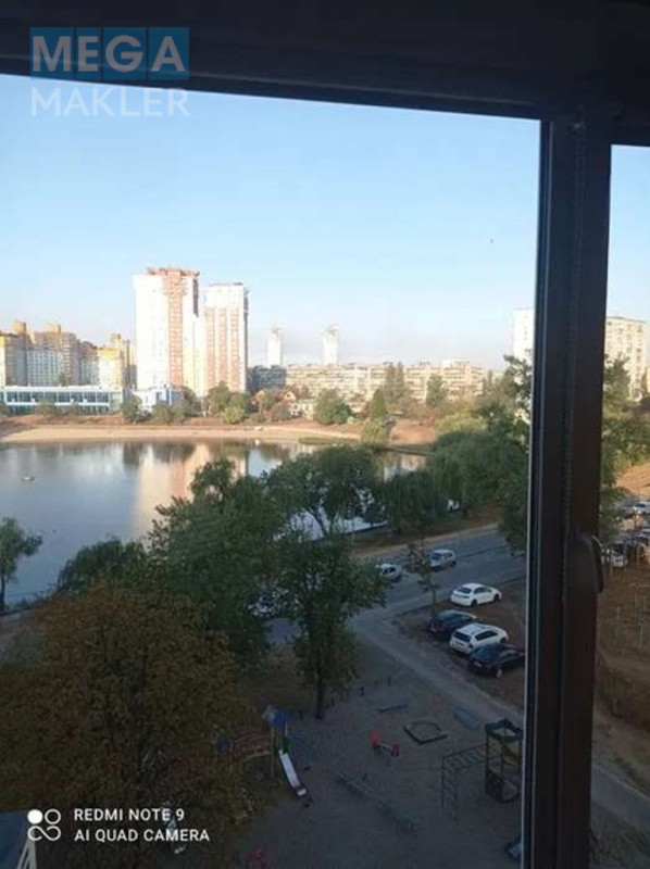 Оренда 1 кімнатної квартири, стандарт, <a class="location-link" href="/kiev/" title="Недвижимость Київ">Київ</a>, <a class="location-link" href="/kiev/dneprovskij/" title="Недвижимость Дніпровський район">Дніпровський р-н</a>, вул. Березняківська 20, Березняки ( <img src="https://megamakler.com.ua/metro/ff0000.gif" alt="" class="metro" /> м. Левобережная, 15-20 хв. ) (изображение 2)