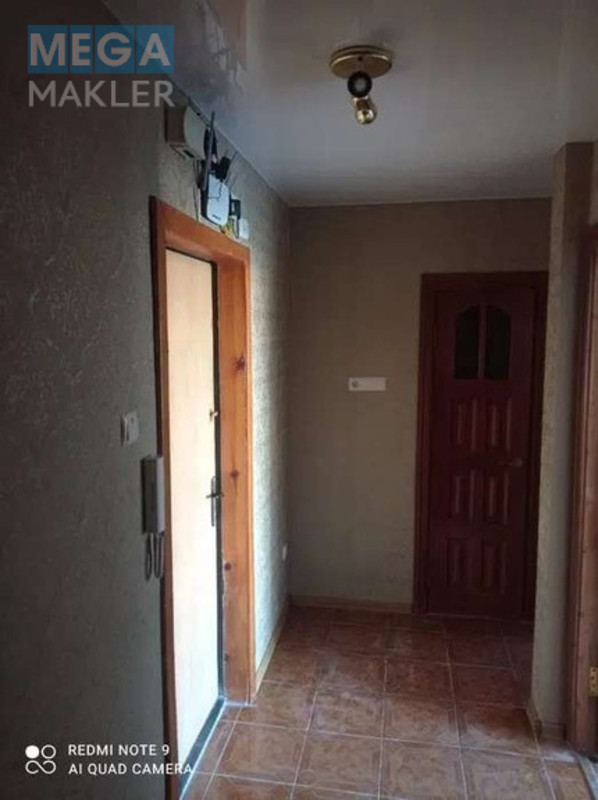 Оренда 1 кімнатної квартири, стандарт, <a class="location-link" href="/kiev/" title="Недвижимость Київ">Київ</a>, <a class="location-link" href="/kiev/dneprovskij/" title="Недвижимость Дніпровський район">Дніпровський р-н</a>, вул. Березняківська 20, Березняки ( <img src="https://megamakler.com.ua/metro/ff0000.gif" alt="" class="metro" /> м. Левобережная, 15-20 хв. ) (изображение 7)