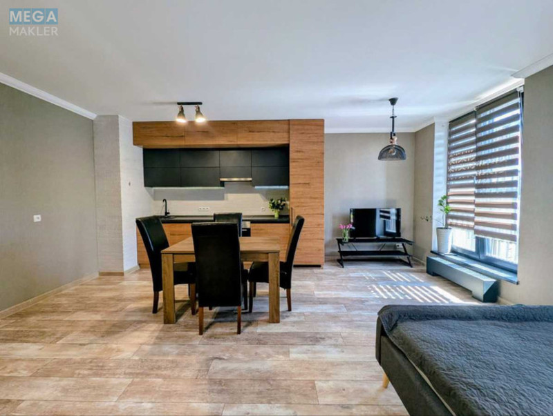 Оренда 1 кімнатної квартири, <a class="location-link" href="/kiev/" title="Недвижимость Київ">Київ</a>, <a class="location-link" href="/kiev/pecherskij/" title="Недвижимость Печерський район">Печерський р-н</a>, Антоновича вул., 74 (изображение 9)