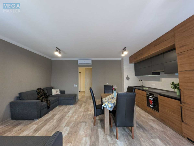 Оренда 1 кімнатної квартири, <a class="location-link" href="/kiev/" title="Недвижимость Київ">Київ</a>, <a class="location-link" href="/kiev/pecherskij/" title="Недвижимость Печерський район">Печерський р-н</a>, Антоновича вул., 74 (изображение 11)