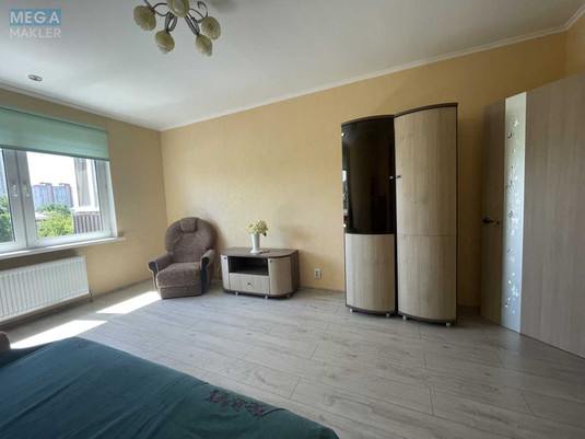 Оренда 1 кімнатної квартири, <a class="location-link" href="/kiev/" title="Недвижимость Київ">Київ</a>, <a class="location-link" href="/kiev/solomenskij/" title="Недвижимость Солом'янський район">Солом'янський р-н</a>, Гарматна вул., 31 (изображение 2)