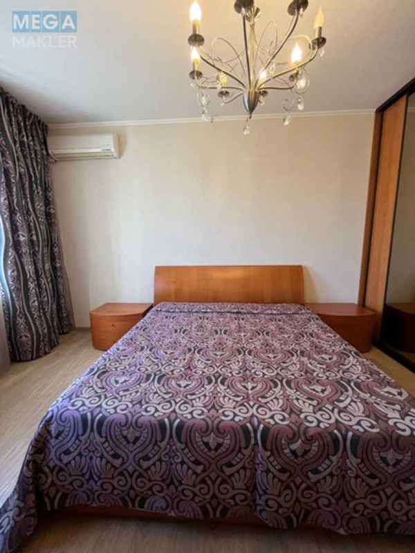 Продаж 3 кімнатної квартири (96/48/16), 2 пов. 22 пов. будинку, <a class="location-link" href="/kiev/" title="Недвижимость Київ">Київ</a>, <a class="location-link" href="/kiev/solomenskij/" title="Недвижимость Солом'янський район">Солом'янський р-н</a>, Амосова Николая ул., 4 (изображение 7)