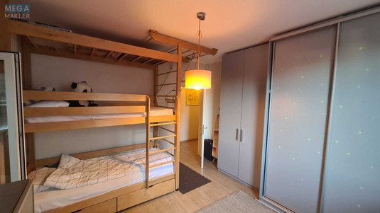 Продаж 3 кімнатної квартири (96/48/16), 2 пов. 22 пов. будинку, <a class="location-link" href="/kiev/" title="Недвижимость Київ">Київ</a>, <a class="location-link" href="/kiev/solomenskij/" title="Недвижимость Солом'янський район">Солом'янський р-н</a>, Амосова Николая ул., 4 (изображение 14)