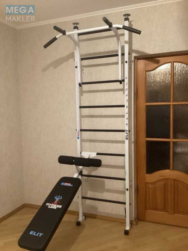 Оренда 3 кімнатної квартири, <a class="location-link" href="/kiev/" title="Недвижимость Київ">Київ</a>, <a class="location-link" href="/kiev/pecherskij/" title="Недвижимость Печерський район">Печерський р-н</a>, Панаса Мирного вул., 11 (изображение 7)