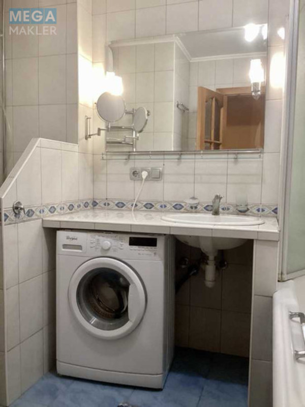 Оренда 3 кімнатної квартири, <a class="location-link" href="/kiev/" title="Недвижимость Київ">Київ</a>, <a class="location-link" href="/kiev/pecherskij/" title="Недвижимость Печерський район">Печерський р-н</a>, Панаса Мирного вул., 11 (изображение 17)