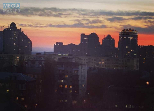 Оренда 3 кімнатної квартири, <a class="location-link" href="/kiev/" title="Недвижимость Київ">Київ</a>, <a class="location-link" href="/kiev/pecherskij/" title="Недвижимость Печерський район">Печерський р-н</a>, Панаса Мирного вул., 11 (изображение 23)