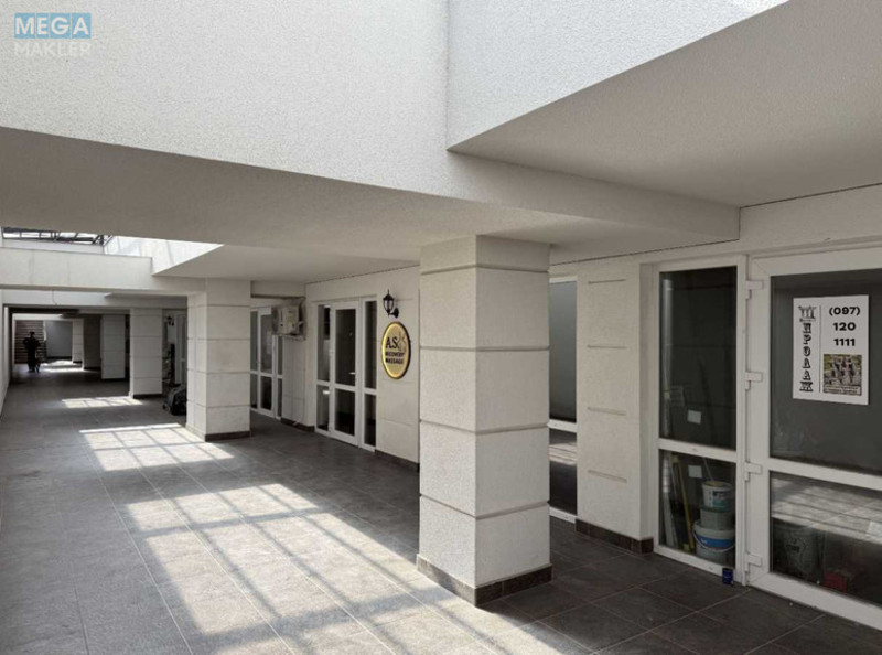 Продаж комерційної нерухомості, 20&nbsp;кв.м, <a class="location-link" href="/kiev/" title="Недвижимость Київ">Київ</a>, <a class="location-link" href="/kiev/goloseevskij/" title="Недвижимость Голосіївський район">Голосіївський р-н</a>, Михайла Максимовича вул., 24 (изображение 4)