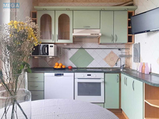 Продаж 3 кімнатної квартири (77,5/46,1/8,5), 12 пов. 16 пов. будинку, <a class="location-link" href="/kiev/" title="Недвижимость Київ">Київ</a>, <a class="location-link" href="/kiev/darnickij/" title="Недвижимость Дарницький район">Дарницький р-н</a>, Ревуцького вул., 7 (изображение 2)