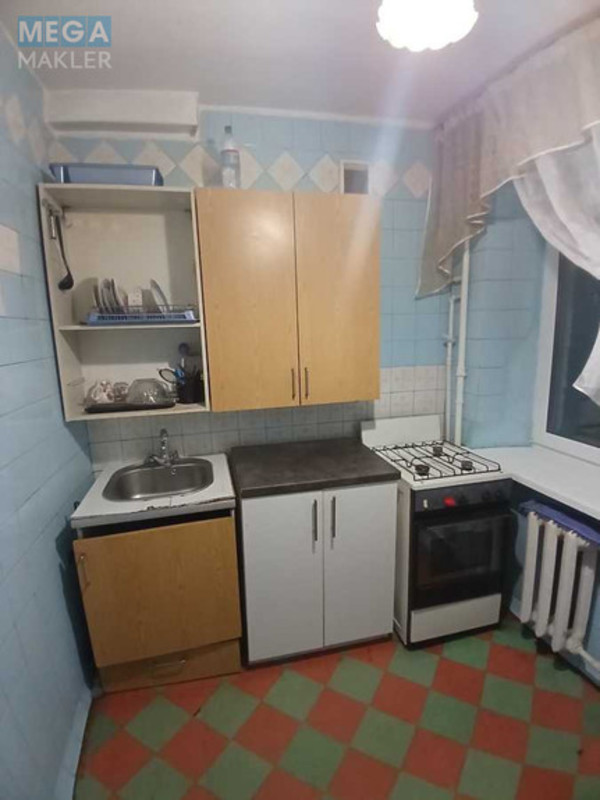 Оренда 3 кімнатної квартири, <a class="location-link" href="/kiev/" title="Недвижимость Київ">Київ</a>, <a class="location-link" href="/kiev/dneprovskij/" title="Недвижимость Дніпровський район">Дніпровський р-н</a>, Миру просп., 18 (изображение 9)