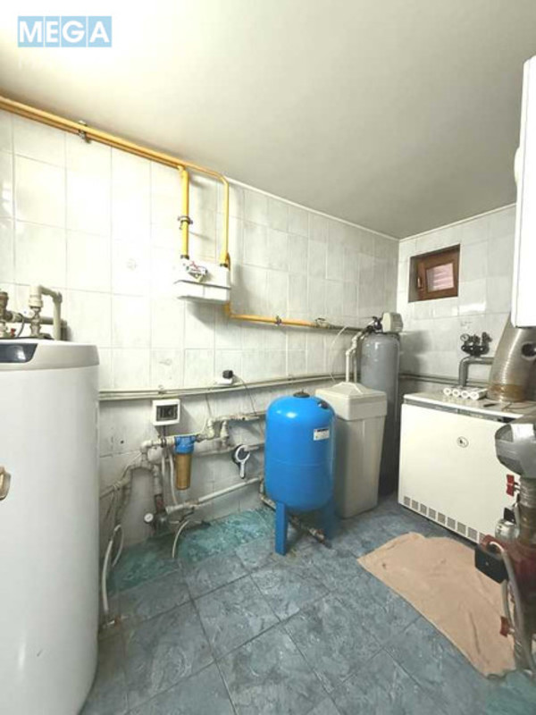 Продаж дома, 4&nbsp;поверху, 425&nbsp;кв.м, 7&nbsp;кімнат, ділянка 15&nbsp;соток, <a class="location-link" href="/petropavlovskaya-borshagovka/" title="Недвижимость Петропавлівська Борщагівка">Петропавлівська Борщагівка</a>, Борщагівська, 23 (изображение 25)