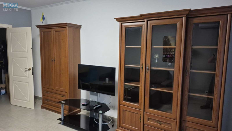 Оренда 1 кімнатної квартири, <a class="location-link" href="/kiev/" title="Недвижимость Київ">Київ</a>, <a class="location-link" href="/kiev/goloseevskij/" title="Недвижимость Голосіївський район">Голосіївський р-н</a>, Ломоносова ул., 36В (изображение 4)