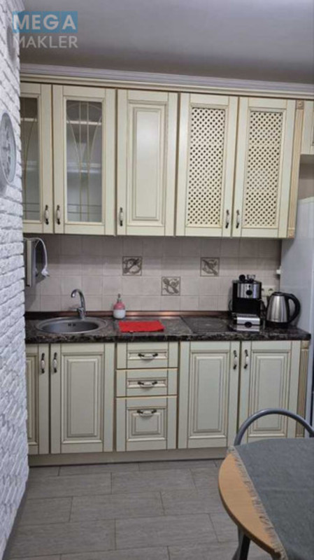 Оренда 1 кімнатної квартири, <a class="location-link" href="/kiev/" title="Недвижимость Київ">Київ</a>, <a class="location-link" href="/kiev/goloseevskij/" title="Недвижимость Голосіївський район">Голосіївський р-н</a>, Ломоносова ул., 36В (изображение 8)