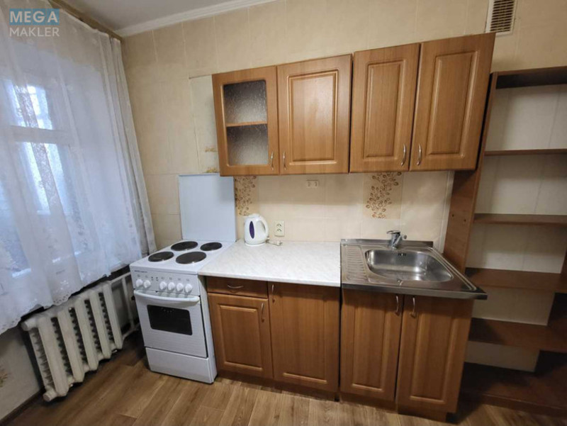 Оренда 1 кімнатної квартири, <a class="location-link" href="/kiev/" title="Недвижимость Київ">Київ</a>, <a class="location-link" href="/kiev/dneprovskij/" title="Недвижимость Дніпровський район">Дніпровський р-н</a>, Астраханська вул., 5 (изображение 7)