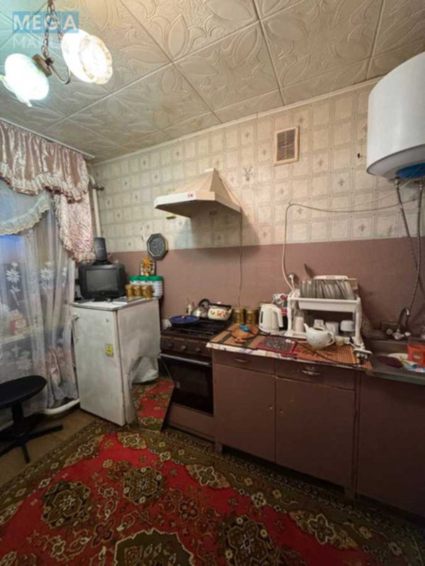 Продаж 1 кімнатної квартири (40/22/7), 4 пов. 4 пов. будинку, <a class="location-link" href="/zabyre/" title="Недвижимость Забір'я">Забір`я</a>, Гончаренко (изображение 5)