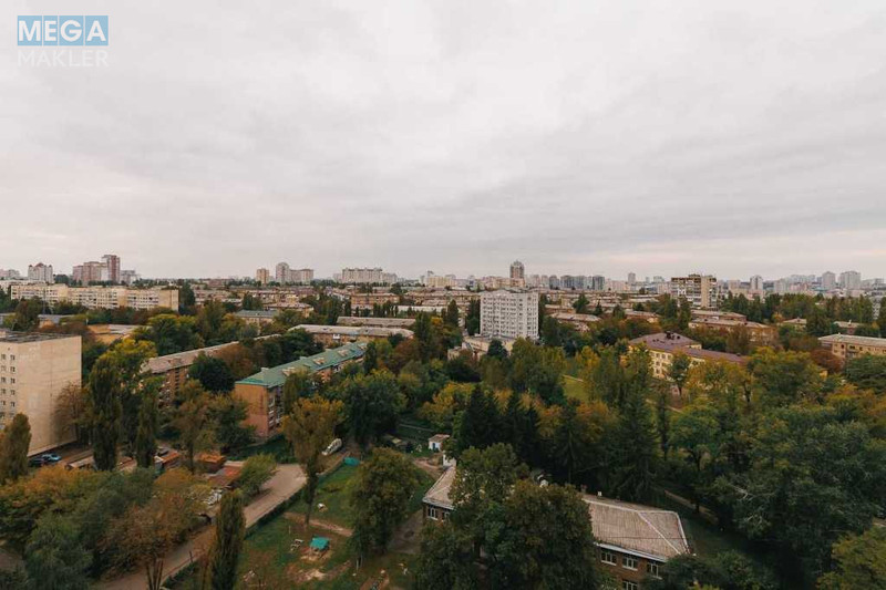 Продаж 3 кімнатної квартири (129/?/16), 13 пов. 25 пов. будинку, <a class="location-link" href="/kiev/" title="Недвижимость Київ">Київ</a>, <a class="location-link" href="/kiev/solomenskij/" title="Недвижимость Солом'янський район">Солом'янський р-н</a>, Курська вул., 13 (изображение 17)