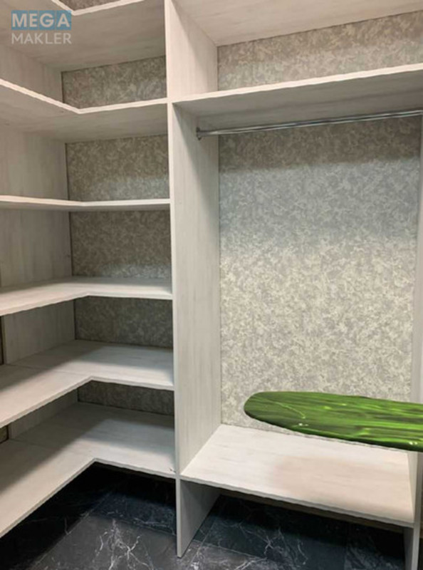 Оренда 1 кімнатної квартири, <a class="location-link" href="/kiev/" title="Недвижимость Київ">Київ</a>, <a class="location-link" href="/kiev/goloseevskij/" title="Недвижимость Голосіївський район">Голосіївський р-н</a>, Маршала Конєва вул., 12 (изображение 10)