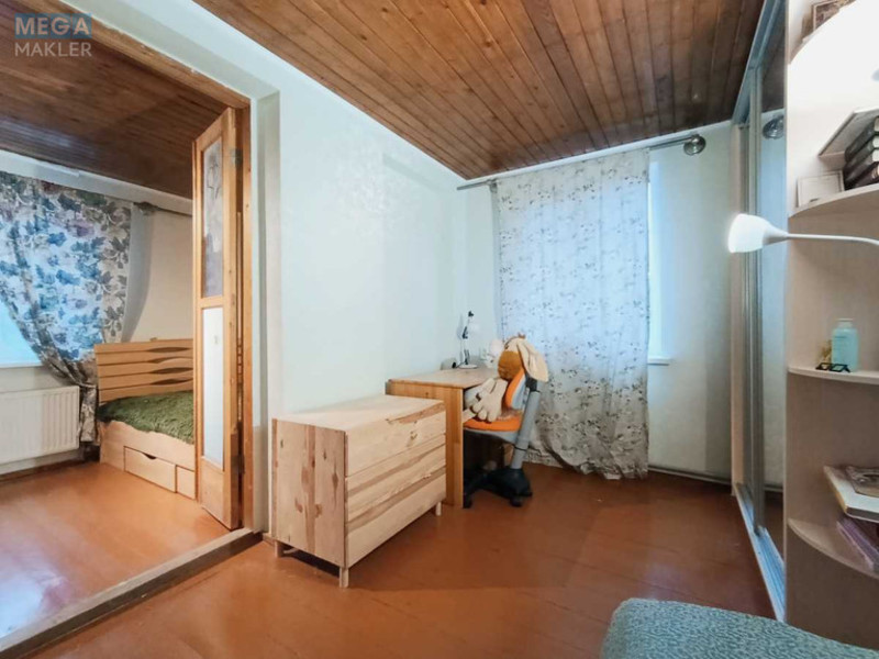 Продаж дома, 2&nbsp;поверху, 135&nbsp;кв.м, 4&nbsp;кімнати, ділянка 6&nbsp;соток, <a class="location-link" href="/kiev/" title="Недвижимость Київ">Київ</a>, <a class="location-link" href="/kiev/darnickij/" title="Недвижимость Дарницький район">Дарницький р-н</a>, 3-я Озерна вул., 37 (изображение 5)