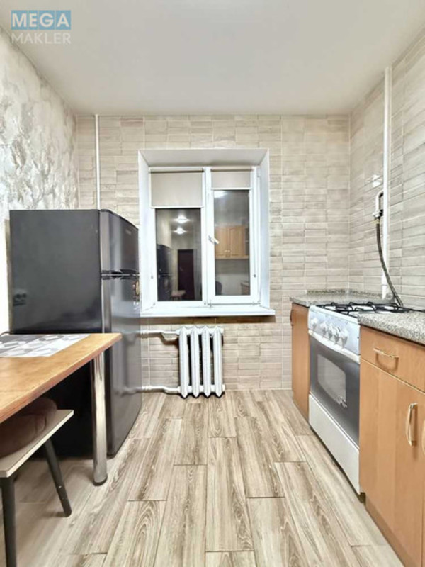 Оренда 1 кімнатної квартири, <a class="location-link" href="/kiev/" title="Недвижимость Київ">Київ</a>, <a class="location-link" href="/kiev/dneprovskij/" title="Недвижимость Дніпровський район">Дніпровський р-н</a>, Радужная ул., 13в (изображение 9)