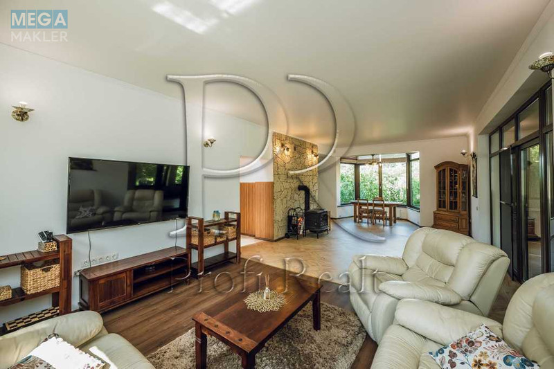 Продаж дома, 2&nbsp;поверху, 275&nbsp;кв.м, 5&nbsp;кімнат, ділянка 15&nbsp;соток, <a class="location-link" href="/kiev/" title="Недвижимость Київ">Київ</a>, <a class="location-link" href="/kiev/shevchenkovskij/" title="Недвижимость Шевченківський район">Шевченківський р-н</a>, Бердянський пров. (изображение 3)