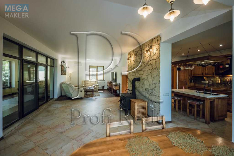 Продаж дома, 2&nbsp;поверху, 275&nbsp;кв.м, 5&nbsp;кімнат, ділянка 15&nbsp;соток, <a class="location-link" href="/kiev/" title="Недвижимость Київ">Київ</a>, <a class="location-link" href="/kiev/shevchenkovskij/" title="Недвижимость Шевченківський район">Шевченківський р-н</a>, Бердянський пров. (изображение 4)