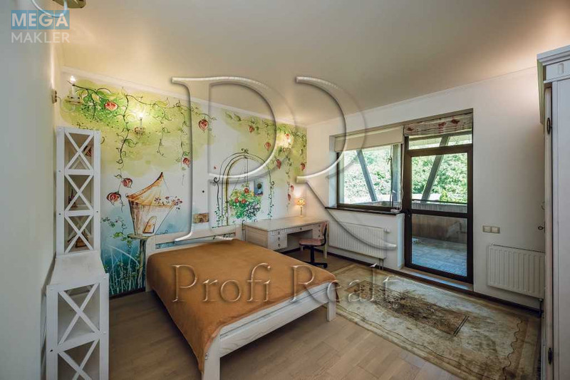 Продаж дома, 2&nbsp;поверху, 275&nbsp;кв.м, 5&nbsp;кімнат, ділянка 15&nbsp;соток, <a class="location-link" href="/kiev/" title="Недвижимость Київ">Київ</a>, <a class="location-link" href="/kiev/shevchenkovskij/" title="Недвижимость Шевченківський район">Шевченківський р-н</a>, Бердянський пров. (изображение 10)