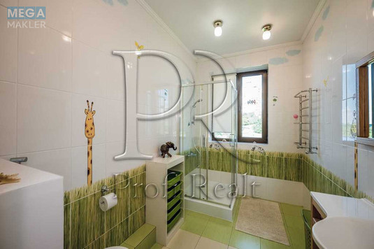 Продаж дома, 2&nbsp;поверху, 275&nbsp;кв.м, 5&nbsp;кімнат, ділянка 15&nbsp;соток, <a class="location-link" href="/kiev/" title="Недвижимость Київ">Київ</a>, <a class="location-link" href="/kiev/shevchenkovskij/" title="Недвижимость Шевченківський район">Шевченківський р-н</a>, Бердянський пров. (изображение 11)