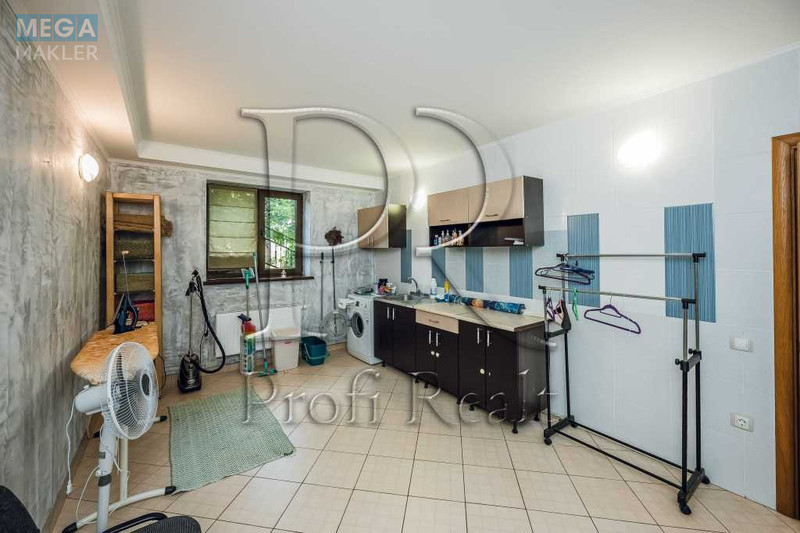 Продаж дома, 2&nbsp;поверху, 275&nbsp;кв.м, 5&nbsp;кімнат, ділянка 15&nbsp;соток, <a class="location-link" href="/kiev/" title="Недвижимость Київ">Київ</a>, <a class="location-link" href="/kiev/shevchenkovskij/" title="Недвижимость Шевченківський район">Шевченківський р-н</a>, Бердянський пров. (изображение 16)