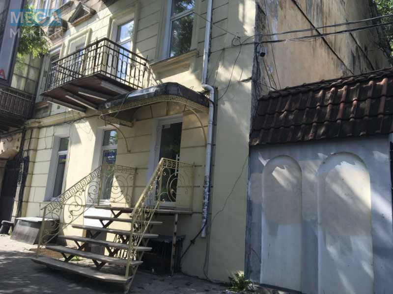 Оренда комерційної нерухомості, 153&nbsp;кв.м, под магазин, <a class="location-link" href="/odessa/" title="Недвижимость Одеса">Одеса</a>, <a class="location-link" href="/odessa/primorskij/" title="Недвижимость Приморський район">Приморський р-н</a>, Большая арнаутская, 50 (изображение 4)