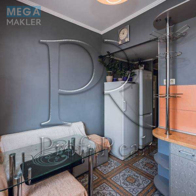 Продаж 2 кімнатної квартири (68/36/9), 3 пов. 5 пов. будинку, <a class="location-link" href="/kiev/" title="Недвижимость Київ">Київ</a>, <a class="location-link" href="/kiev/shevchenkovskij/" title="Недвижимость Шевченківський район">Шевченківський р-н</a>, Гончара Олеся вулиця, 79 (изображение 2)