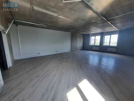 Оренда комерційної нерухомості, 1&nbsp;500&nbsp;кв.м, под офис, <a class="location-link" href="/kiev/" title="Недвижимость Київ">Київ</a>, <a class="location-link" href="/kiev/solomenskij/" title="Недвижимость Солом'янський район">Солом'янський р-н</a>, Ушинского ул., 40 (изображение 5)