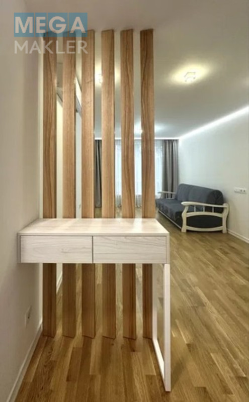 Оренда 1 кімнатної квартири, люкс, <a class="location-link" href="/kiev/" title="Недвижимость Київ">Київ</a>, <a class="location-link" href="/kiev/dneprovskij/" title="Недвижимость Дніпровський район">Дніпровський р-н</a>, Русанівська набережна 16, Русанівка ( <img src="https://megamakler.com.ua/metro/ff0000.gif" alt="" class="metro" /> м. Левобережная, 5-10 хв. ) (изображение 2)