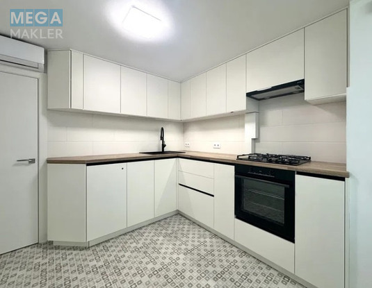 Оренда 1 кімнатної квартири, люкс, <a class="location-link" href="/kiev/" title="Недвижимость Київ">Київ</a>, <a class="location-link" href="/kiev/dneprovskij/" title="Недвижимость Дніпровський район">Дніпровський р-н</a>, Русанівська набережна 16, Русанівка ( <img src="https://megamakler.com.ua/metro/ff0000.gif" alt="" class="metro" /> м. Левобережная, 5-10 хв. ) (изображение 9)