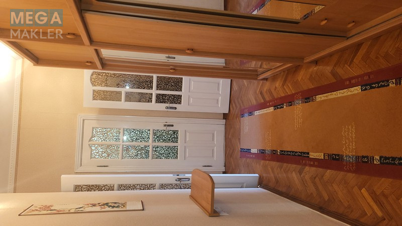 Оренда 2 кімнатної квартири, люкс, <a class="location-link" href="/kiev/" title="Недвижимость Київ">Київ</a>, <a class="location-link" href="/kiev/pecherskij/" title="Недвижимость Печерський район">Печерський р-н</a>, Михаил Бойчук (Киквидзе) ул. 4 ( <img src="https://megamakler.com.ua/metro/00ff00.gif" alt="" class="metro" /> м. Дружбы народов, 4минуты пешком. ) (изображение 3)