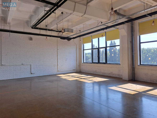 Оренда комерційної нерухомості, 390&nbsp;кв.м, под офис, <a class="location-link" href="/kiev/" title="Недвижимость Київ">Київ</a>, <a class="location-link" href="/kiev/solomenskij/" title="Недвижимость Солом'янський район">Солом'янський р-н</a>, Польова вул., 21 (изображение 5)