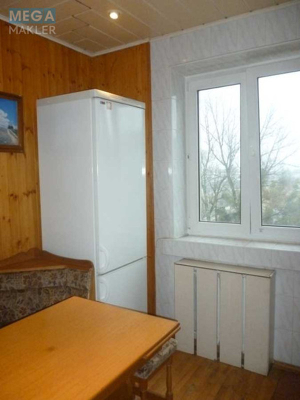 Оренда 3 кімнатної квартири, <a class="location-link" href="/kiev/" title="Недвижимость Київ">Київ</a>, <a class="location-link" href="/kiev/shevchenkovskij/" title="Недвижимость Шевченківський район">Шевченківський р-н</a>, Дегтяревская ул., 30в (изображение 19)