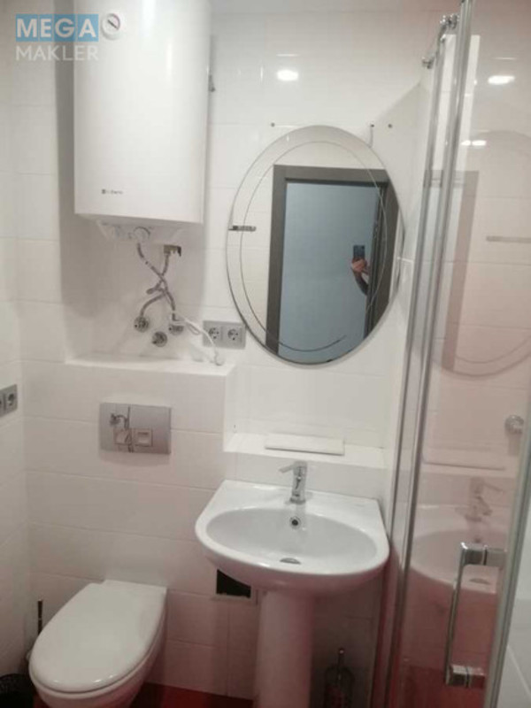 Продаж 1 кімнатної квартири (35/17/7), 9 пов. 9 пов. будинку, <a class="location-link" href="/kiev/" title="Недвижимость Київ">Київ</a>, <a class="location-link" href="/kiev/pecherskij/" title="Недвижимость Печерський район">Печерський р-н</a>, Лаврська вул., 4 (изображение 12)