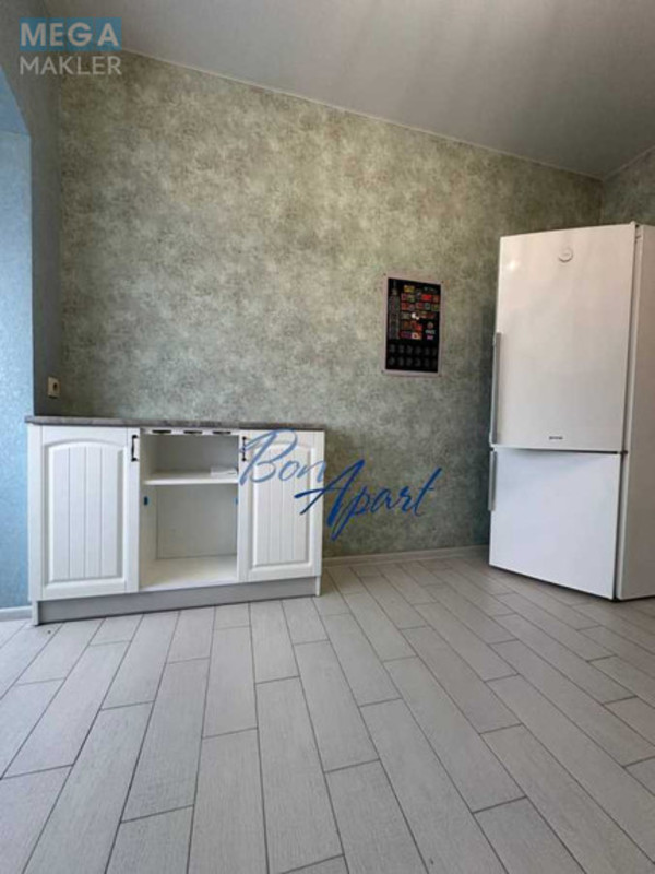 Оренда 3 кімнатної квартири, <a class="location-link" href="/kiev/" title="Недвижимость Київ">Київ</a>, <a class="location-link" href="/kiev/goloseevskij/" title="Недвижимость Голосіївський район">Голосіївський р-н</a>, Моторный пер., 9 (изображение 19)