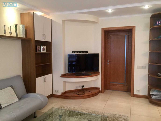 Продаж 2 кімнатної квартири (65/48/?), 7 пов. 9 пов. будинку, <a class="location-link" href="/kiev/" title="Недвижимость Київ">Київ</a>, <a class="location-link" href="/kiev/pecherskij/" title="Недвижимость Печерський район">Печерський р-н</a>, Леси Украинки бульв., 10 (изображение 4)