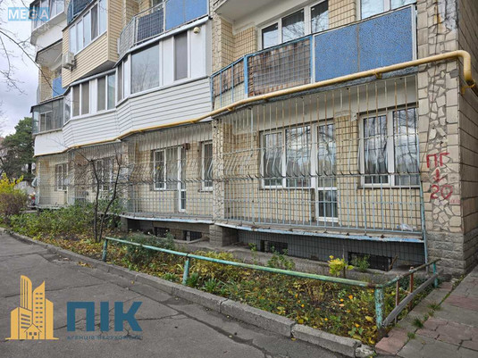 Продаж окремої будівлі/побудови, 213&nbsp;кв.м, <a class="location-link" href="/kiev/" title="Недвижимость Київ">Київ</a>, <a class="location-link" href="/kiev/dneprovskij/" title="Недвижимость Дніпровський район">Дніпровський р-н</a>, Каунасская ул., 10А (изображение 2)
