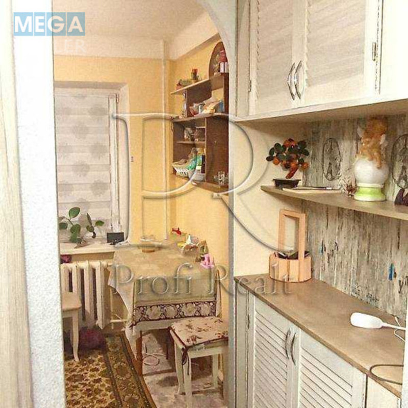 Продаж 2 кімнатної квартири (45/30/8), 1 пов. 5 пов. будинку, <a class="location-link" href="/kiev/" title="Недвижимость Київ">Київ</a>, <a class="location-link" href="/kiev/dneprovskij/" title="Недвижимость Дніпровський район">Дніпровський р-н</a>, Карбишева Генерала вулиця, 22 (изображение 3)