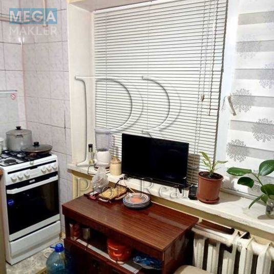 Продаж 2 кімнатної квартири (45/30/8), 1 пов. 5 пов. будинку, <a class="location-link" href="/kiev/" title="Недвижимость Київ">Київ</a>, <a class="location-link" href="/kiev/dneprovskij/" title="Недвижимость Дніпровський район">Дніпровський р-н</a>, Карбишева Генерала вулиця, 22 (изображение 4)