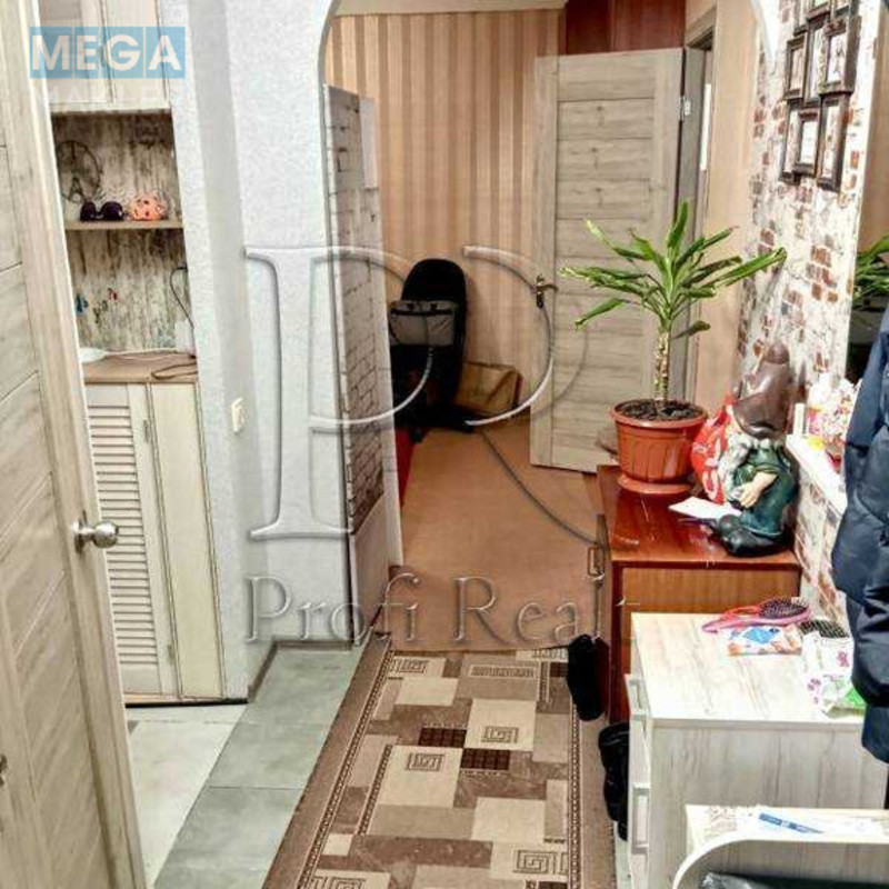 Продаж 2 кімнатної квартири (45/30/8), 1 пов. 5 пов. будинку, <a class="location-link" href="/kiev/" title="Недвижимость Київ">Київ</a>, <a class="location-link" href="/kiev/dneprovskij/" title="Недвижимость Дніпровський район">Дніпровський р-н</a>, Карбишева Генерала вулиця, 22 (изображение 7)