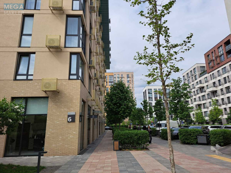 Оренда окремої будівлі/побудови, 30&nbsp;кв.м, <a class="location-link" href="/kiev/" title="Недвижимость Київ">Київ</a>, <a class="location-link" href="/kiev/shevchenkovskij/" title="Недвижимость Шевченківський район">Шевченківський р-н</a>, Салютна вул., 2 (изображение 3)