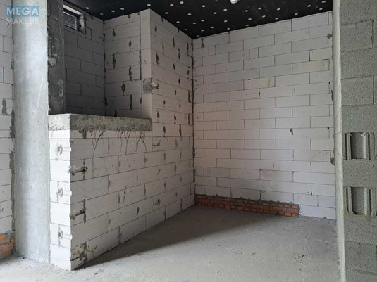 Оренда окремої будівлі/побудови, 30&nbsp;кв.м, <a class="location-link" href="/kiev/" title="Недвижимость Київ">Київ</a>, <a class="location-link" href="/kiev/shevchenkovskij/" title="Недвижимость Шевченківський район">Шевченківський р-н</a>, Салютна вул., 2 (изображение 6)