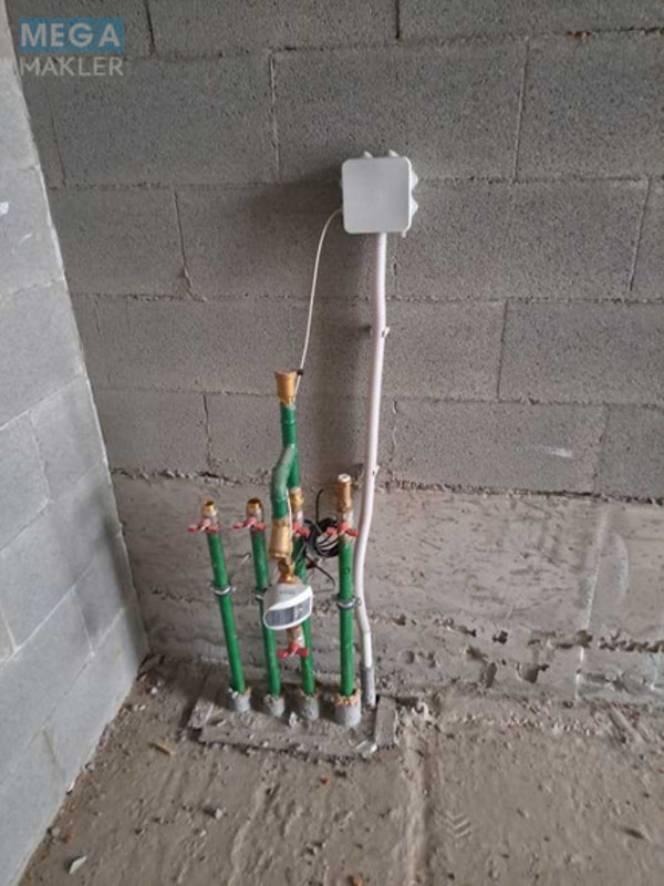 Оренда окремої будівлі/побудови, 30&nbsp;кв.м, <a class="location-link" href="/kiev/" title="Недвижимость Київ">Київ</a>, <a class="location-link" href="/kiev/shevchenkovskij/" title="Недвижимость Шевченківський район">Шевченківський р-н</a>, Салютна вул., 2 (изображение 8)